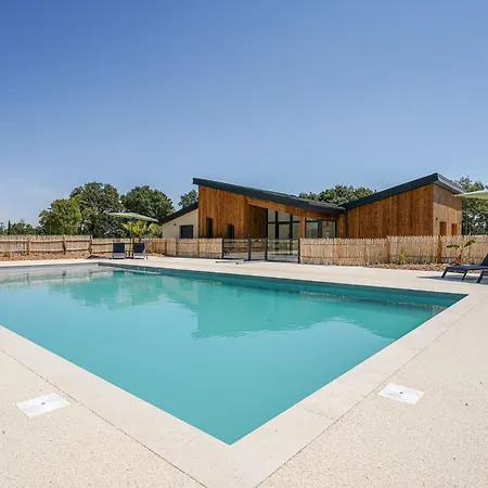 3 - Golf Et Piscine - 2 Personnes Nesmy
