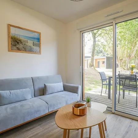 3 - Golf Et Piscine - 2 Personnes Holiday home *